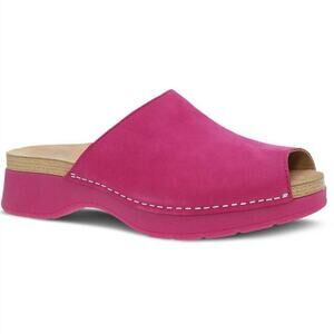 DANSKO women ravyn slip on sandal in fuchsia